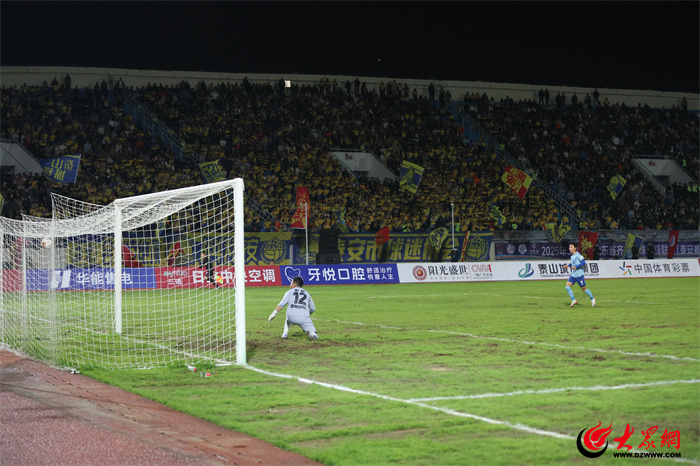 建队晋级四, 分钟, 泰安泰山城 建队晋级四, 分钟, 泰安泰山城