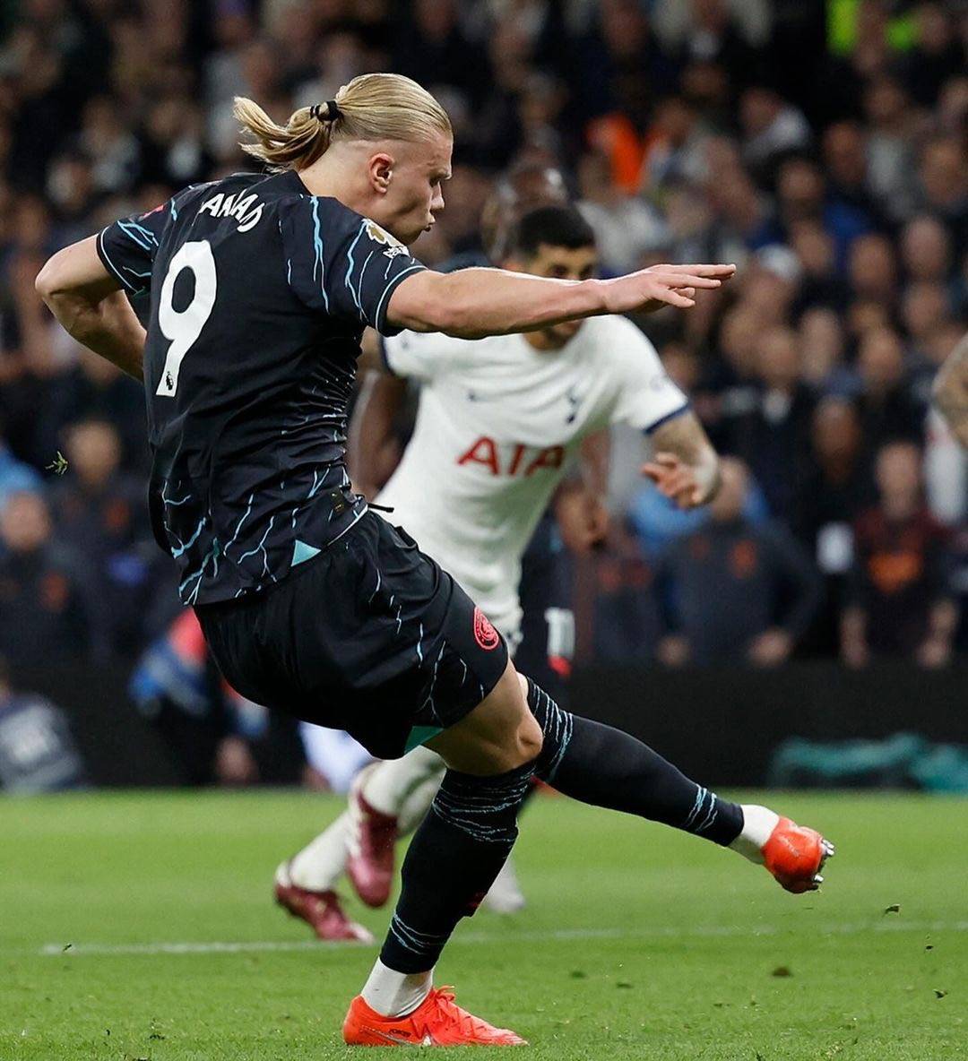 英超战术大退化？四大“复古战术”卷土重来，瓜迪奥拉也妥协